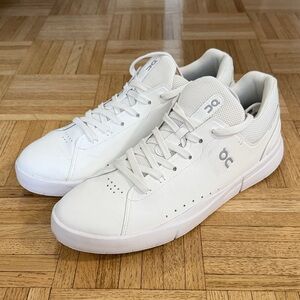 On Running Roger Advantage Men's Classic White Sneakers